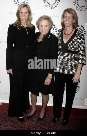 Kerry Kennedy, Ethel Kennedy e Rory Kennedy Premiere di 'un ripple di speranza" presso il Paley Centre for Media - Gli arrivi di New York Foto Stock