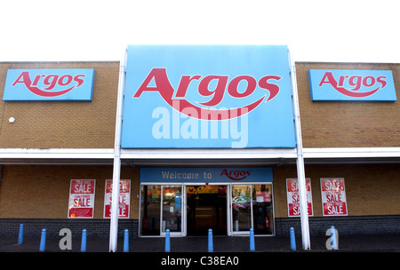 La figura mostra un Argos store a Enfield, a nord di Londra. Parte della Home Gruppo Retail. Foto Stock