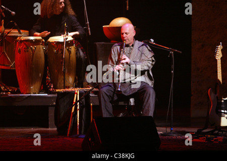 Idan Raichel Project performing live presso l Auditorium Lisner, George Washington University. Washington DC, Stati Uniti d'America - 25.03.09 Foto Stock