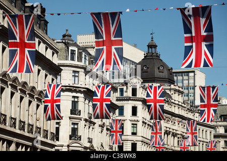 Londra, [Regent Street], British "Union Jack' di bandiere e di Bunting, 'Royal Wedding' 2011, Inghilterra, Regno Unito Foto Stock