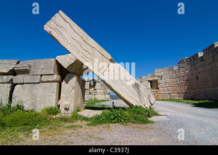 Il Gate arcadica rovine di antiche Messini, Grecia Foto Stock