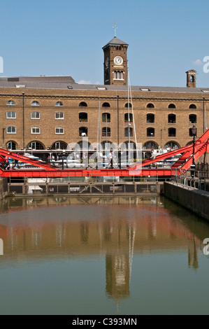 Clock Tower Building, St Katherine Docks, London, Regno Unito Foto Stock