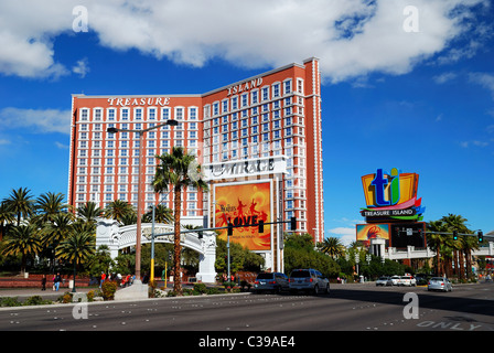 Treasure Island Hotel and Casino, Las Vegas, sulla striscia. Il Nevada. Foto Stock