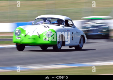 Pre-'63 GT - Lee Maxted pagina/Richard Frankel, 1955 Porsche Pre una Speedster Foto Stock