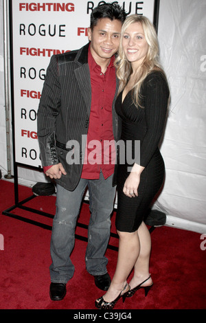 Cung Le e valutazione alla premiere di 'lotta' al Regal Union Square Stadium 14 - Arrivi New York City, Stati Uniti d'America - 20.04.09 Foto Stock