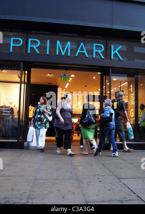 Esterno del flagship Primark store su Oxford Street, am British Foods marca. Foto Stock