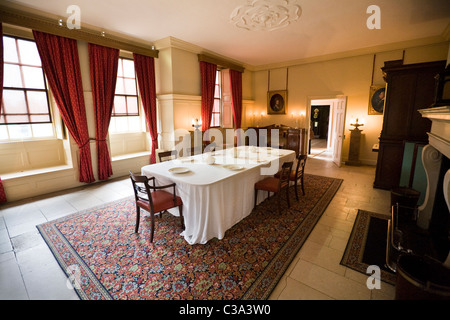 Interno del Re (King George 3 III) sala da pranzo al piano terra a Kew Palace entro il Kew Royal Botanic Gardens. Foto Stock