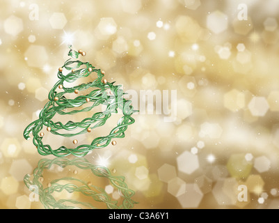 Twisted albero di Natale su sfondo dorato luci sfocate Foto Stock