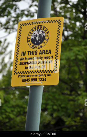 Un Neighborhood Watch accedi,Cirencester Gloucestershire Foto Stock