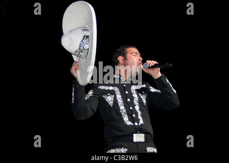 Pablo Montero performing live a Jose Miguel Agrelot Coliseum San Juan, Puerto Rico - 14.06.09 Foto Stock