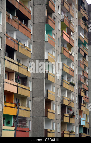 Facciata con balconi, Swinoujscie, Polonia Foto Stock