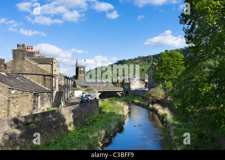 Mytholmroyd (il luogo di nascita del poeta Ted Hughes), vicino a Hebden Bridge, West Yorkshire, Regno Unito Foto Stock