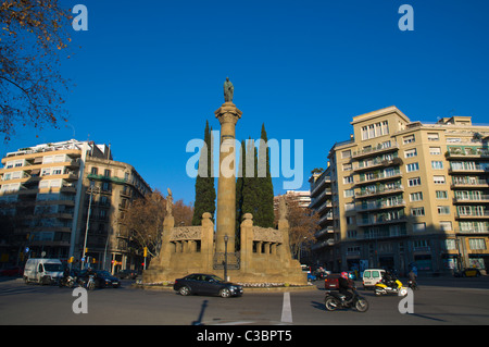 Placa MOSSEN JACINT VERDAGUER square a giunzione con diagonale e Passeig de Sant Joan street Eixample Barcellona Spagna Foto Stock