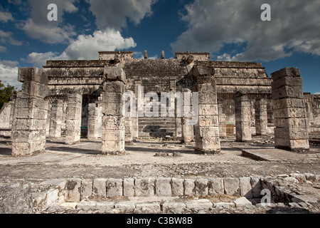 Chichen Itza: rovine Maya: Tempio di migliaia di guerrieri Foto Stock