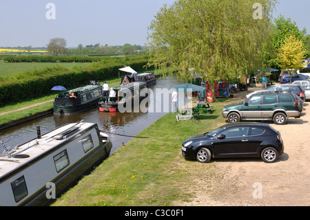 La Oxford Canal a Aynho Wharf, Northamptonshire, England, Regno Unito Foto Stock