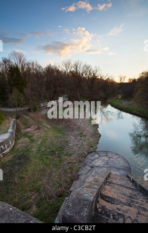 Tramonto al sollevamento abbandonati si blocca in East Gwillimbury Foto Stock