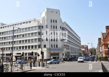 Stazione dei pullman di Victoria e la stazione degli autobus di Londra art deco anni trenta bianco di architettura Foto Stock