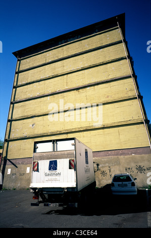 WWII Air Raid Shelter a Holstenstrasse ad Amburgo. Foto Stock