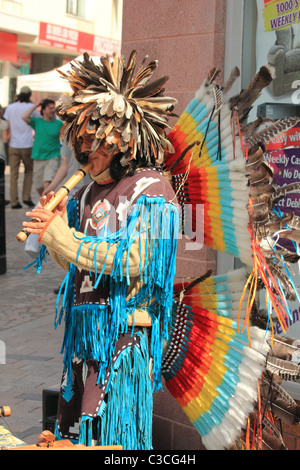 Nativi Messicani Indiani musicista di strada Blackpool Foto Stock