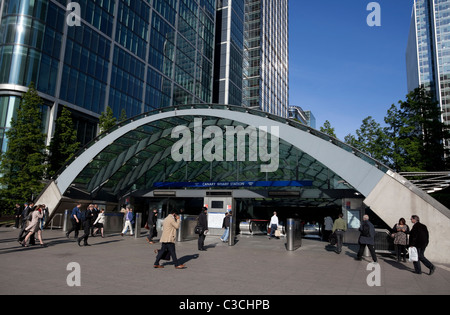 Stazione metropolitana Canary Wharf, London, England, Regno Unito Foto Stock