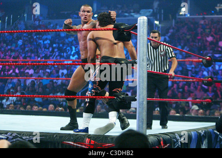 Randy Orton vs Primo WWE Raw a Verizon Center di Washington DC, Stati Uniti d'America - 27.07.09 Foto Stock