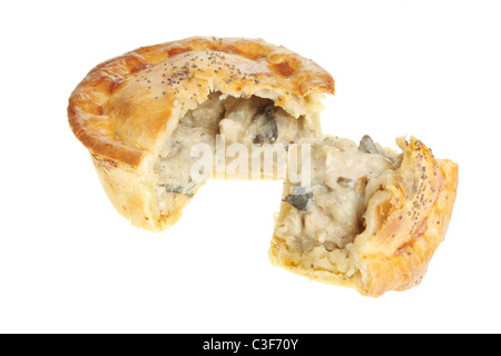 Pollo e torta a fungo con una sezione ritagliata Foto Stock