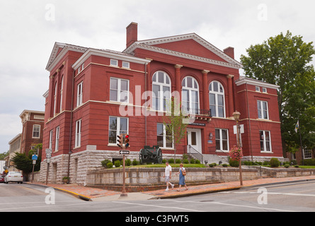 LEXINGTON, Virginia, Stati Uniti d'America - Due a sud edificio principale, Washington-Lee università. Foto Stock