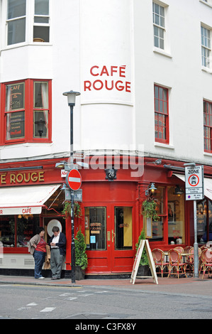 Cafe Rouge ristorante nel centro città di Brighton Regno Unito Foto Stock