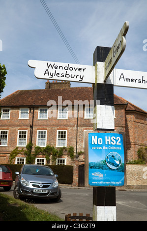 No HS2 protesta avviso su un cartello in Little Missenden Bucks REGNO UNITO Foto Stock