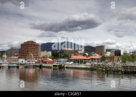 Città di Hobart in Tasmania, Australia. Inizio di estate 2010 Foto Stock