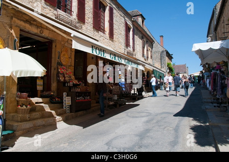 La bastide graziosa città di Domme, Dordogne Francia UE Foto Stock