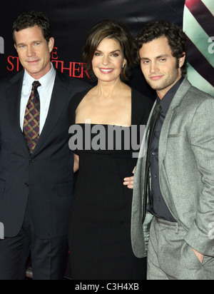 Dylan Walsh; Sela Ward; Penn Badgley New York premiere di 'patrigno" presso il teatro SVA - arrivi New York City, Stati Uniti d'America - Foto Stock