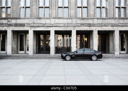 Berlino, Ministero federale delle finanze, ministro auto nella parte anteriore Foto Stock