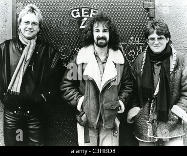 BARCLAY JAMES HARVEST foto promozionale del Regno Unito del gruppo rock circa 1975. Da sinistra: Lanosi Wolstenhome, Les Holroyd, John Lees Foto Stock