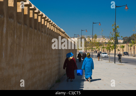 Boulevard El Fassi street Fez Marocco settentrionale Africa Foto Stock