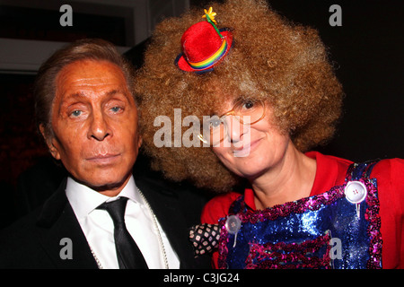 Gloria von Thurn und Taxis e Valentino a Allison Serafim di festa di Halloween di New York City, Stati Uniti d'America - 30.10.09 Foto Stock