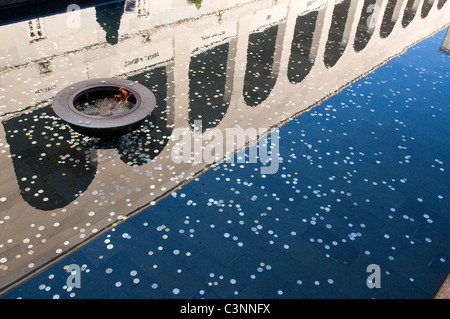 Piscina riflettente National War Memorial, Canberra Australia Foto Stock