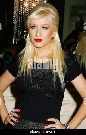 Christina Aguilera varietà del primo annuale "Potere delle donne' pranzo presso il Beverly Wilshire Hotel di Los Angeles, California - Foto Stock