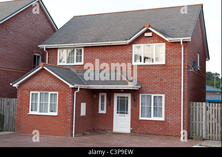 Una piccola casa indipendente su di una moderna abitazione privata station wagon, Aberystwyth Wales UK Foto Stock