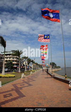 Sisowath Quay in Phnom Penh Cambogia Foto Stock