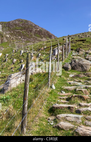 A piedi fino e oltre Haystacks in Ennerdale Valley Foto Stock