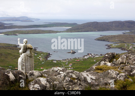 Viste dal ben heaval statua castlebay Isle of Barra Ebridi Esterne Western Isles della Scozia Foto Stock