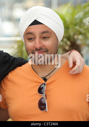 VIKRAM CHATWAL DIAS DE GRACIA PHOTOCALL CANNES FILM FESTIVAL 2011 PALAIS DES FESTIVAL CANNES Francia 17 Maggio 2011 Foto Stock