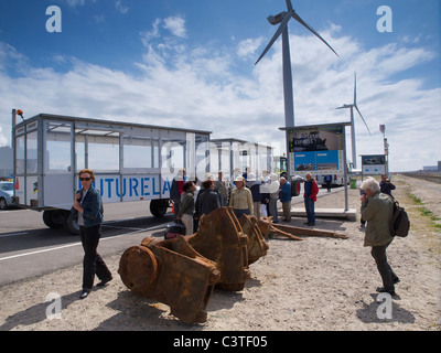 I turisti possono visitare il Maasvlakte 2, un grande progetto di ingegneria per creare nuovi terreni per l'ampliamento del porto di Rotterdam Foto Stock