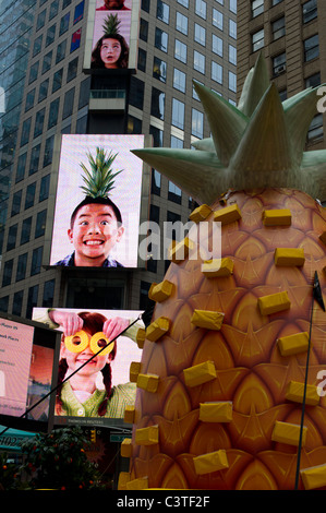 Kraft Food promuove la loro Lunchables marca a un evento in Times Square a New York Foto Stock