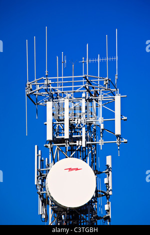 Telecomunicazioni / una trasmissione di microonde torre in Ballarat Victoria Australia. Foto Stock