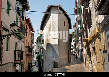 Ondarroa Spagna spagnolo vecchio porto da pesca porto Foto Stock
