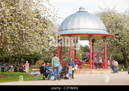 Molla in Roberts Park, Saltaire, UK. Foto Stock