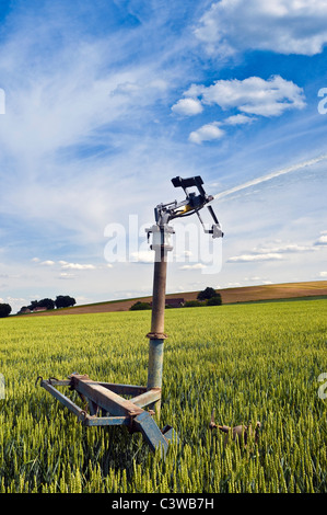 Portatile acqua oscillante jet irrigazione - Francia. Foto Stock