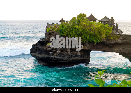 Il tempio di Tanah Lot in Bali, Indonesia Foto Stock